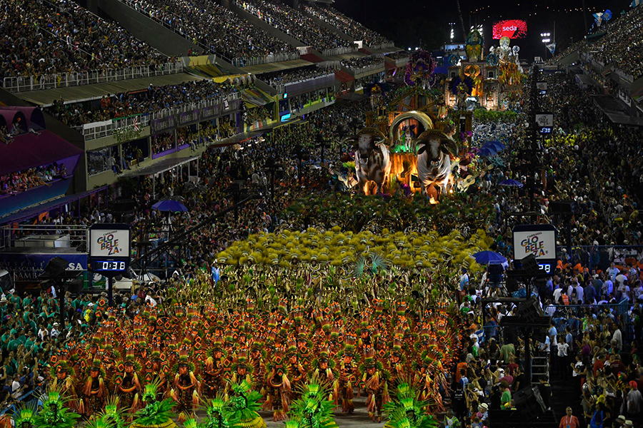 Rio de Janeiro aplaza desfiles de carnaval por la pandemia